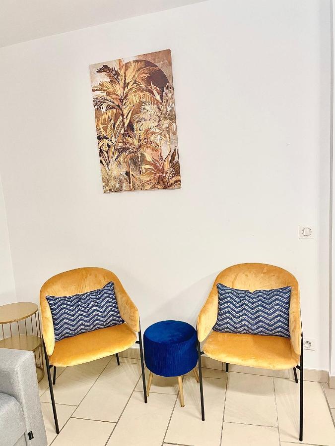 Jolie 3 pièces avec terrasse au vieux port, à 2 pas des plages et du palais. Cannes Extérieur photo